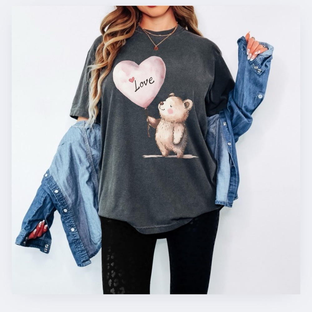 NEW Comfort Colors Valentine Love Bear Graphic Tee, Oversized Shirt S-3X